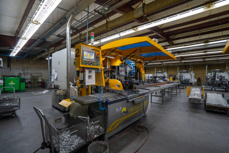 Productive Tool warehouse photos 320